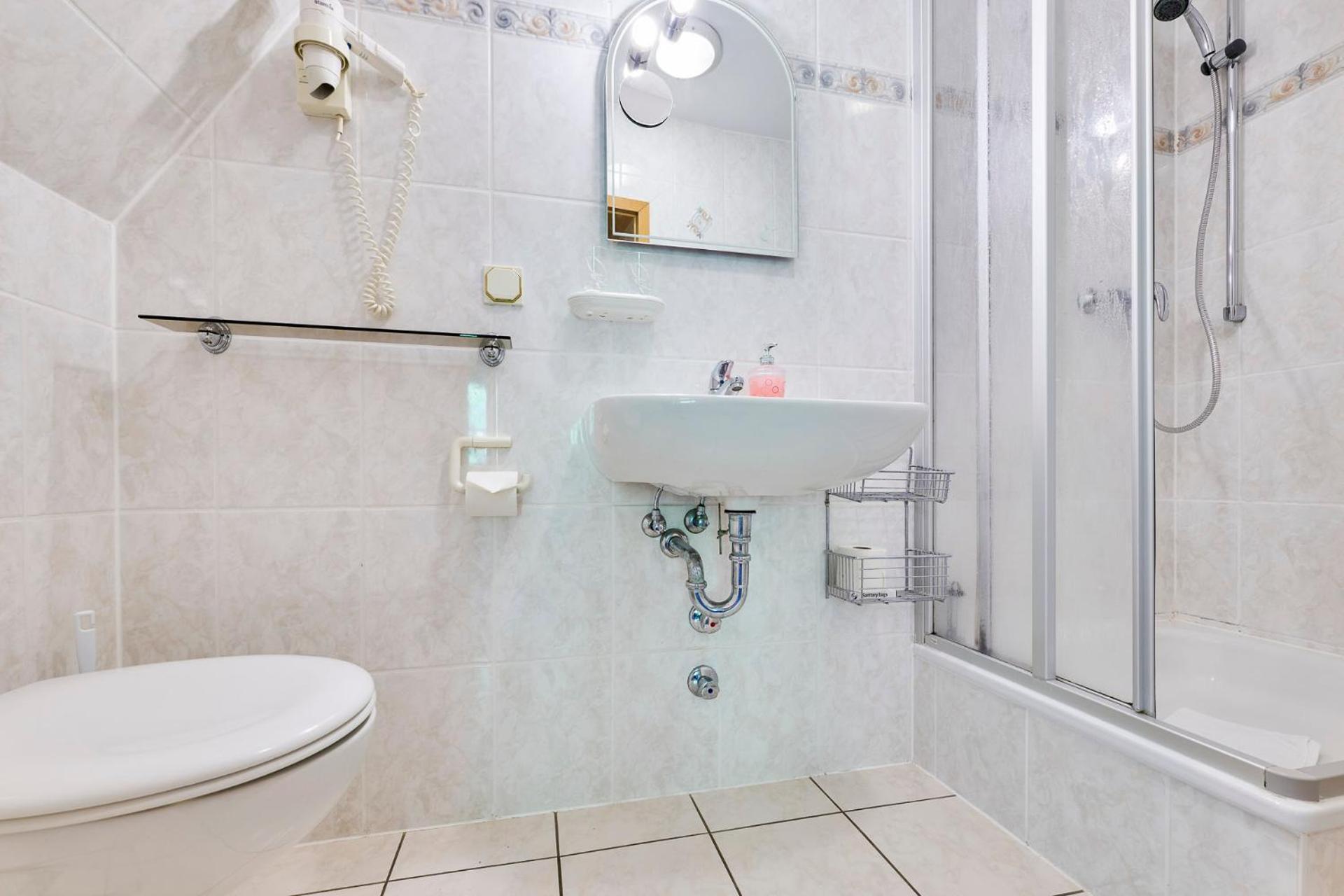 Hotel Bodeblick Тале Екстериор снимка