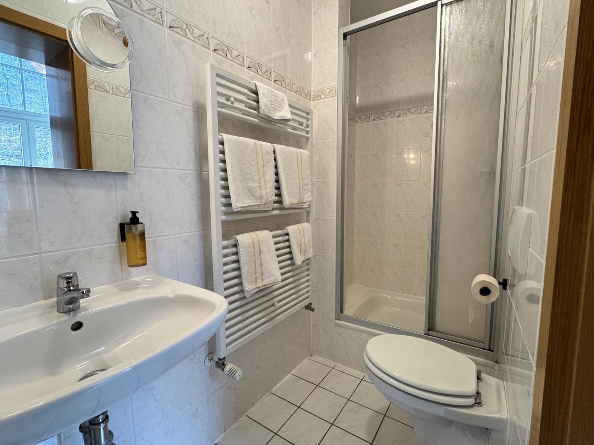 Hotel Bodeblick Тале Екстериор снимка